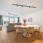 Luxe Comfort App Met Zijdelings Zeezicht En In Centrum