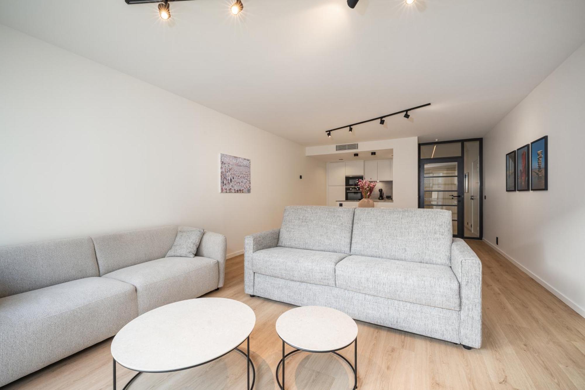 Appartement Luxe Comfort App Met Zijdelings Zeezicht En In Centrum Oostende